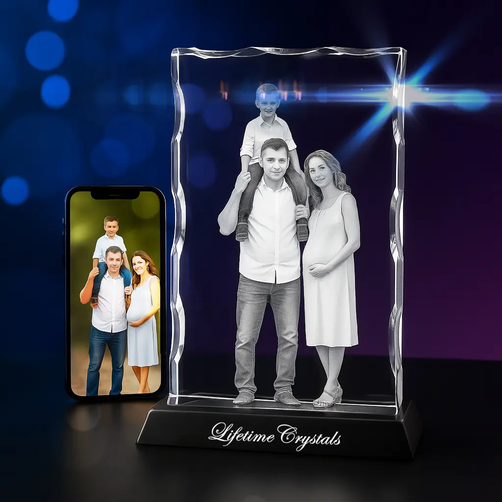 notch 3d photo crystal portrait with family of three