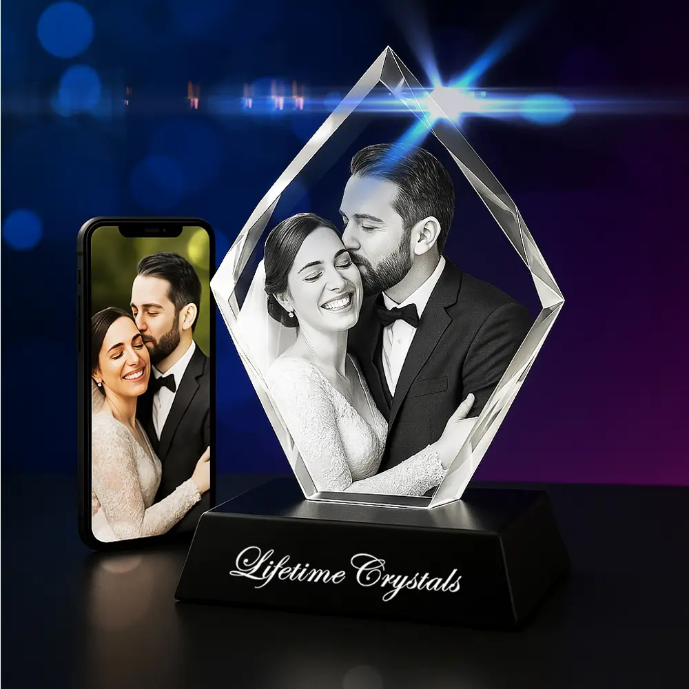 prestige 3d photo crystal with man kissing his wife